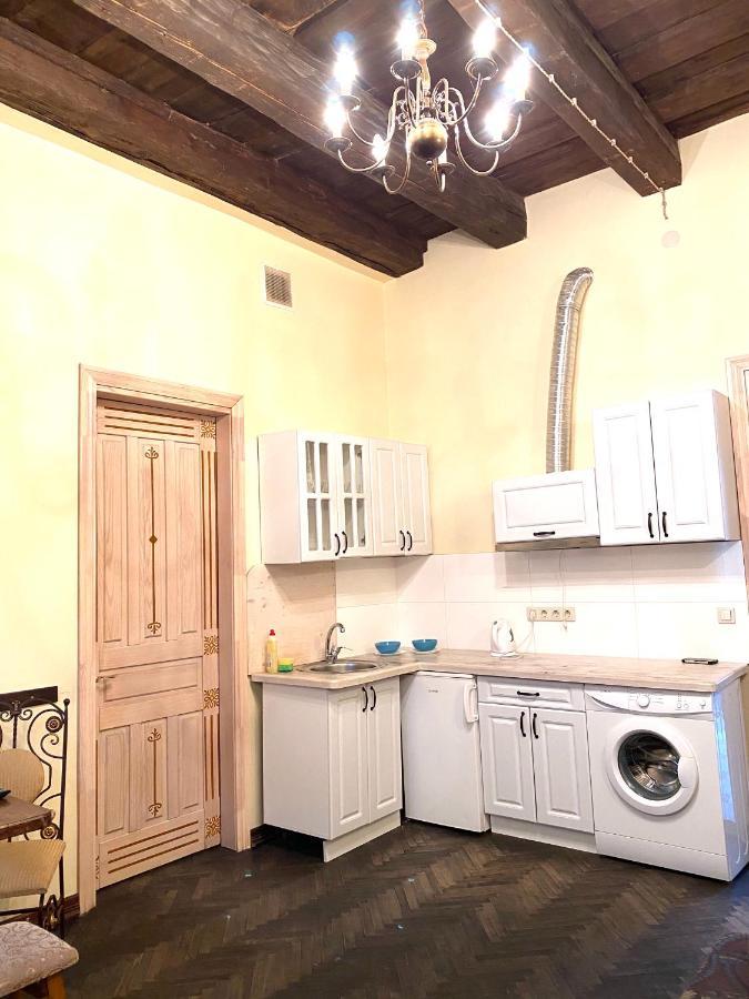 Квартира Подобово На Вулиці Валова 21А Lviv Bagian luar foto
